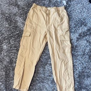 Aeropostale Women’s Cargo Pants